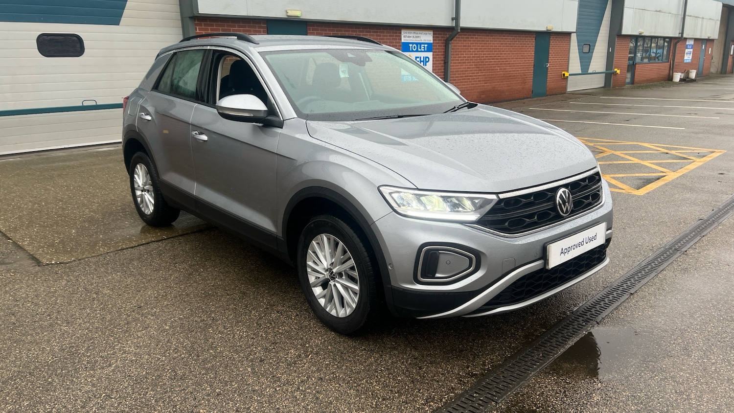 Used Volkswagen T-Roc 2024 for sale - 77516371: Photo 34