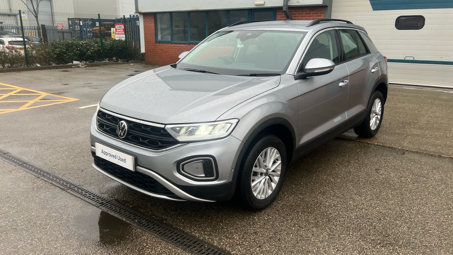 Used Volkswagen T-Roc 2024 for sale - 77516371: Photo 44