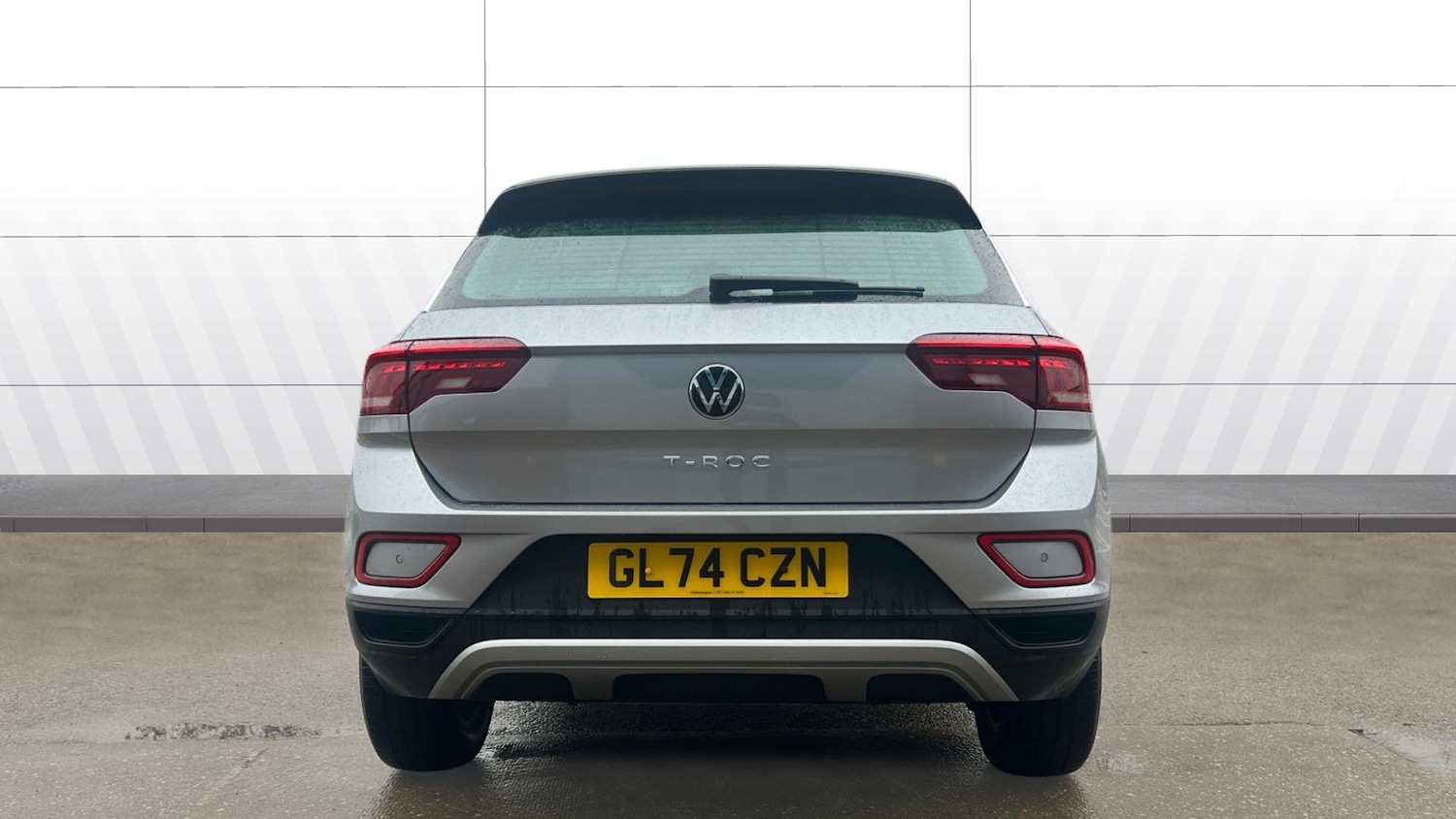 Used Volkswagen T-Roc 2024 for sale - 77516371: Photo 6
