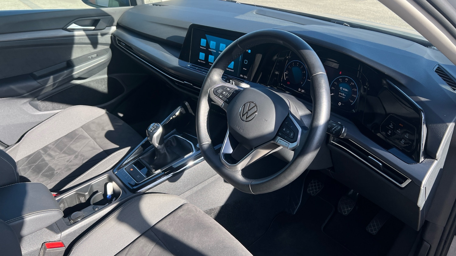 Used Volkswagen Golf 2023 for sale - 77946967: Photo 32