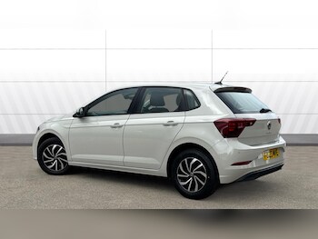 Used Volkswagen Polo 2023 for sale - 75871277: Photo