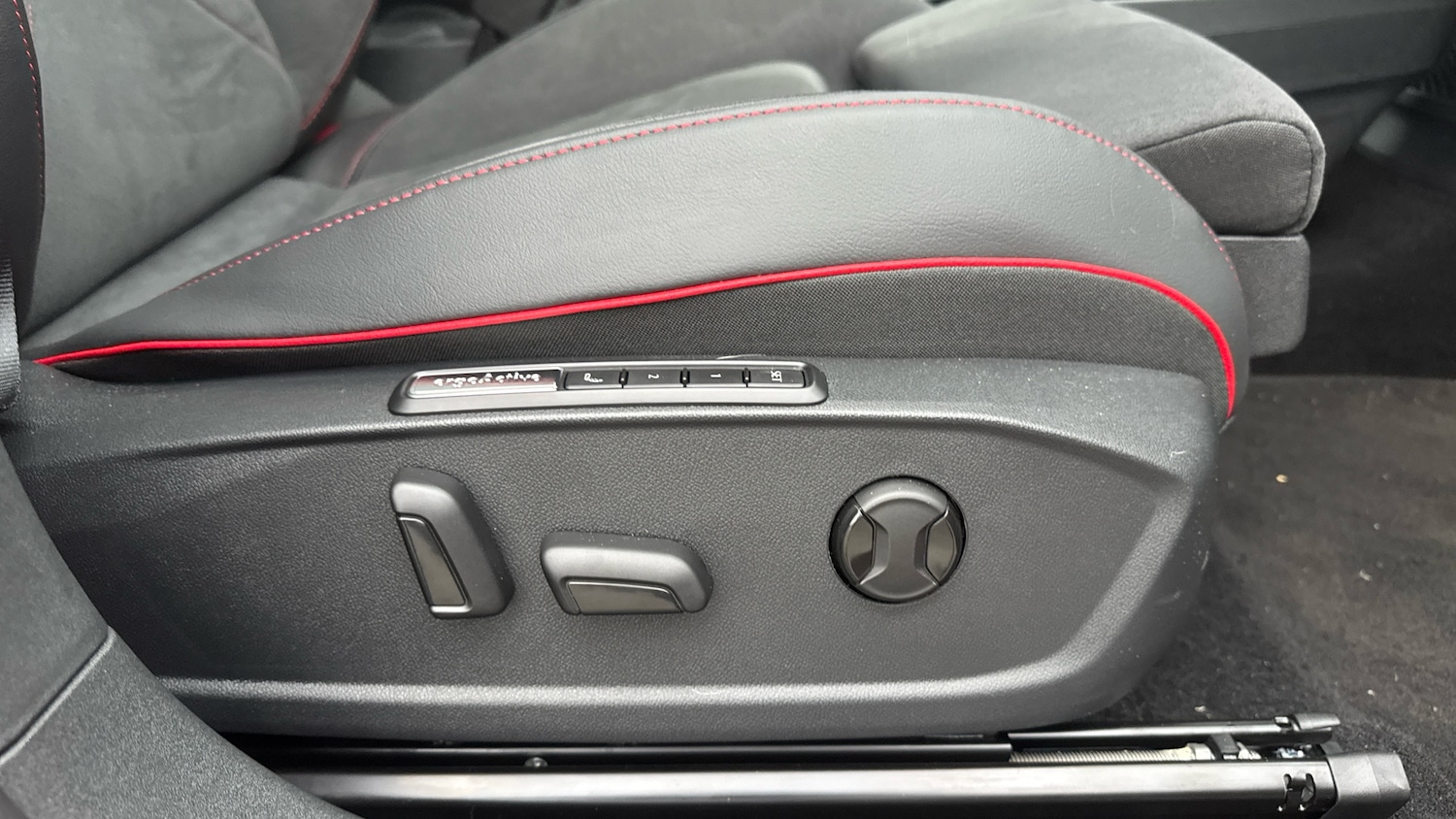 Used Volkswagen ID.3 2025 for sale - 77061315: Photo 28