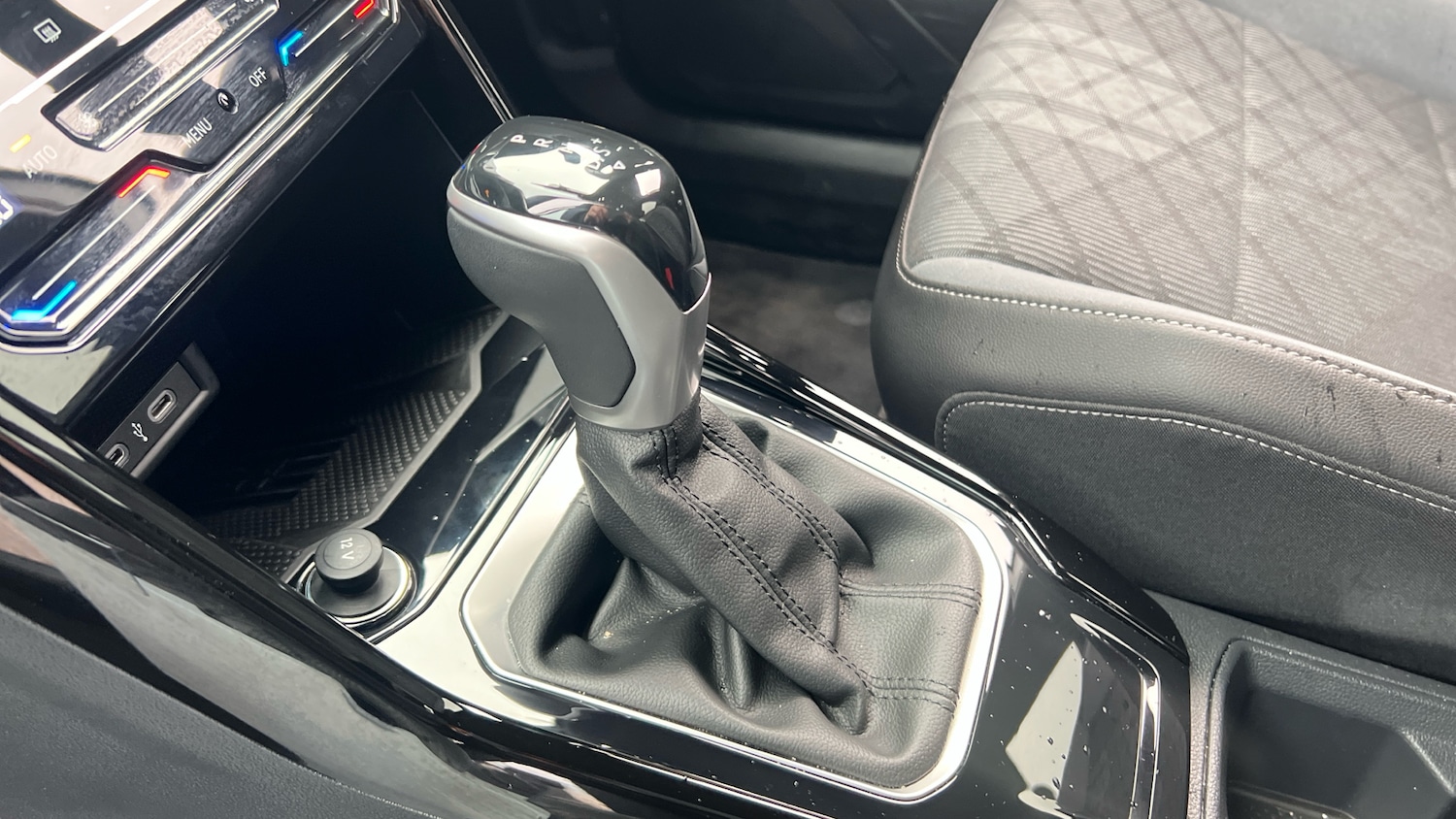 Used Volkswagen T-Roc 2025 for sale - 77005795: Photo 13