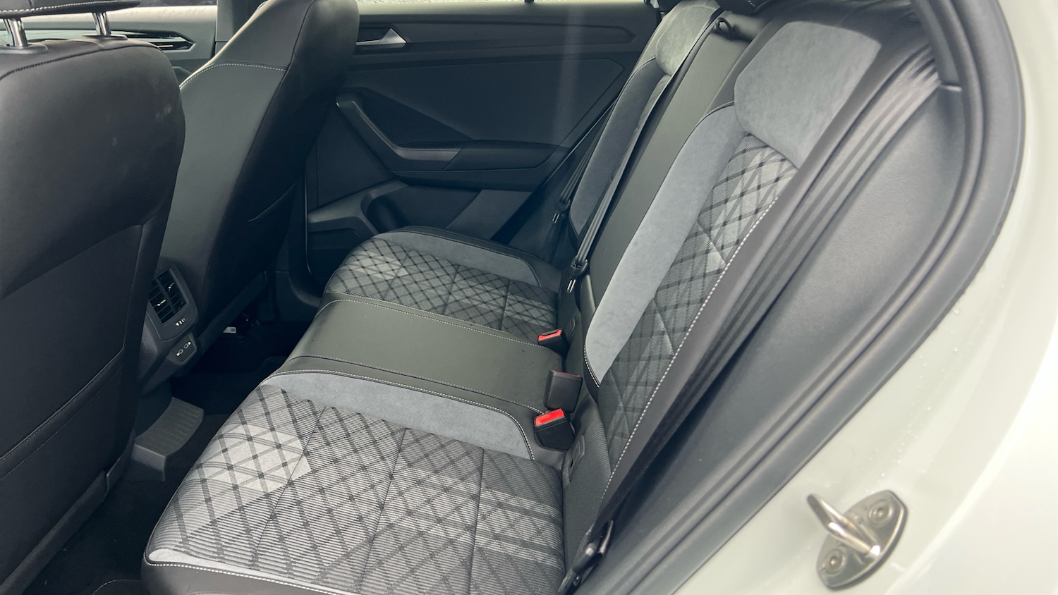 Used Volkswagen T-Roc 2025 for sale - 77005795: Photo 16