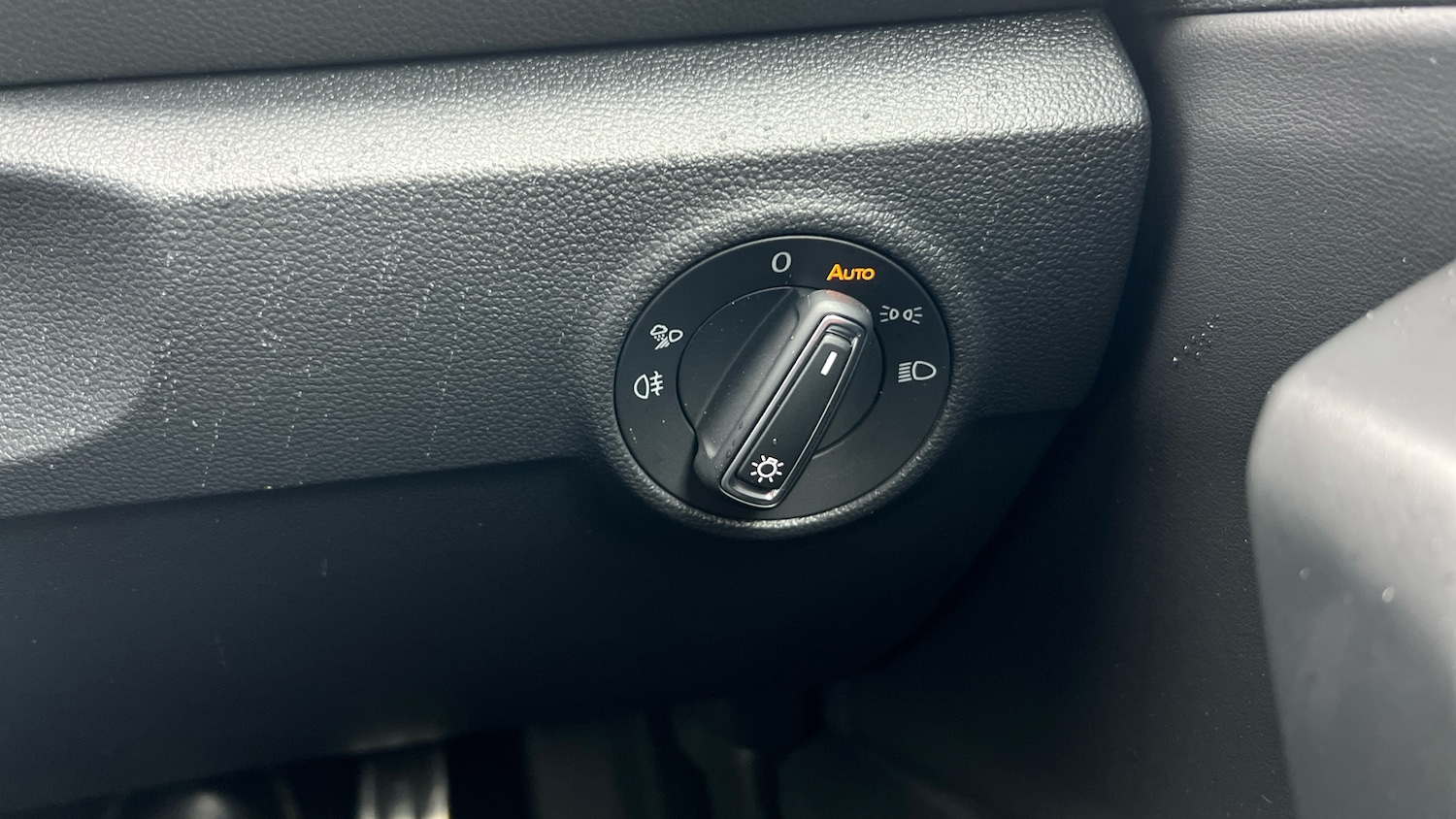 Used Volkswagen T-Roc 2025 for sale - 77005795: Photo 30