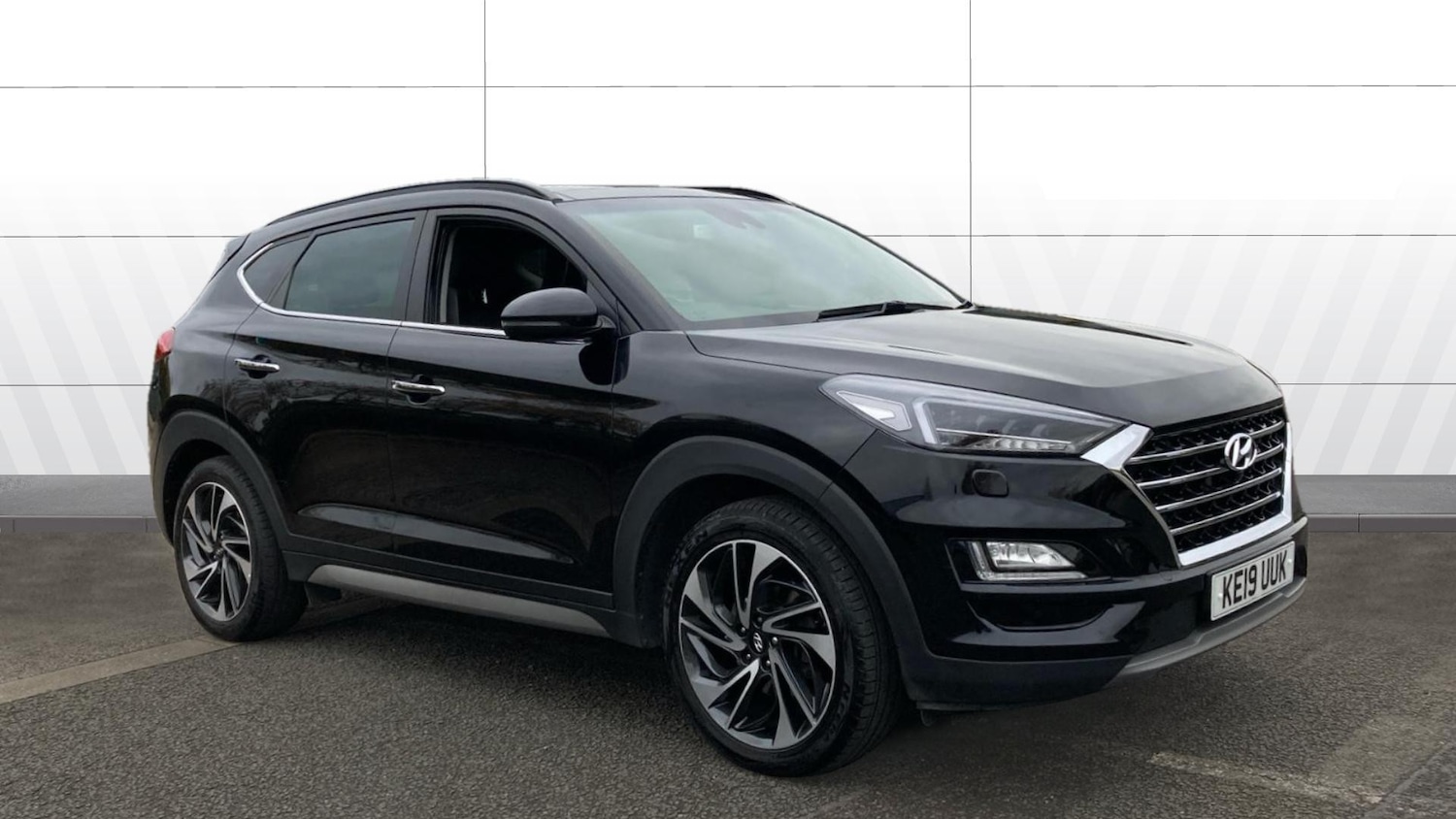Used Hyundai TUCSON 2019 for sale - 76477063: Photo 1