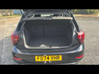 Used Volkswagen Polo 2024 for sale - 74127002: Photo