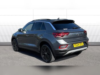 Used Volkswagen T-Roc 2024 for sale - 78370796: Photo