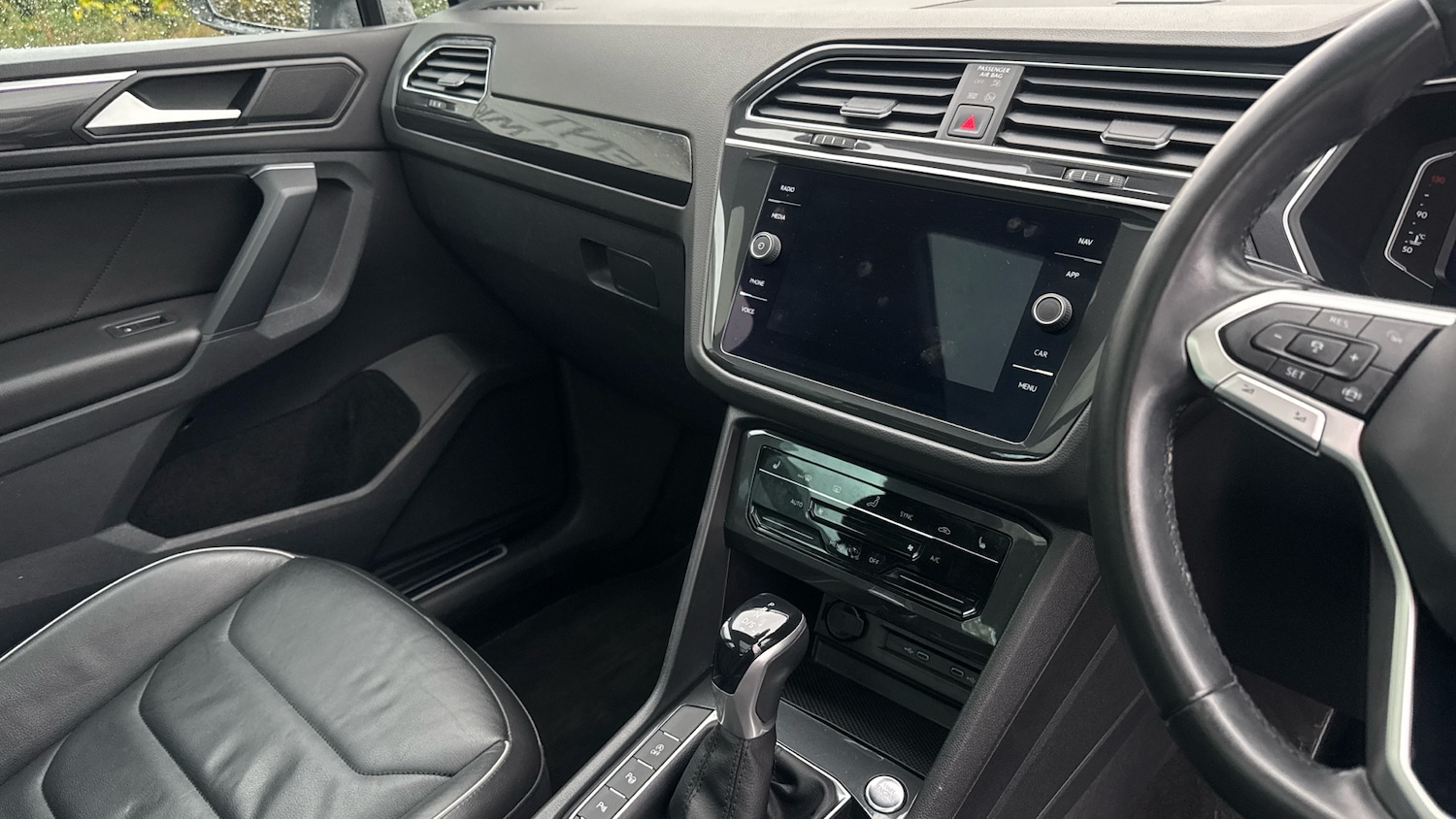 Used Volkswagen Tiguan 2021 for sale - 76894357: Photo 14