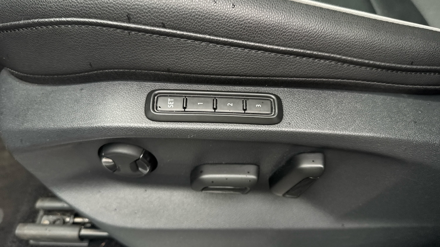 Used Volkswagen Tiguan 2021 for sale - 76894357: Photo 23