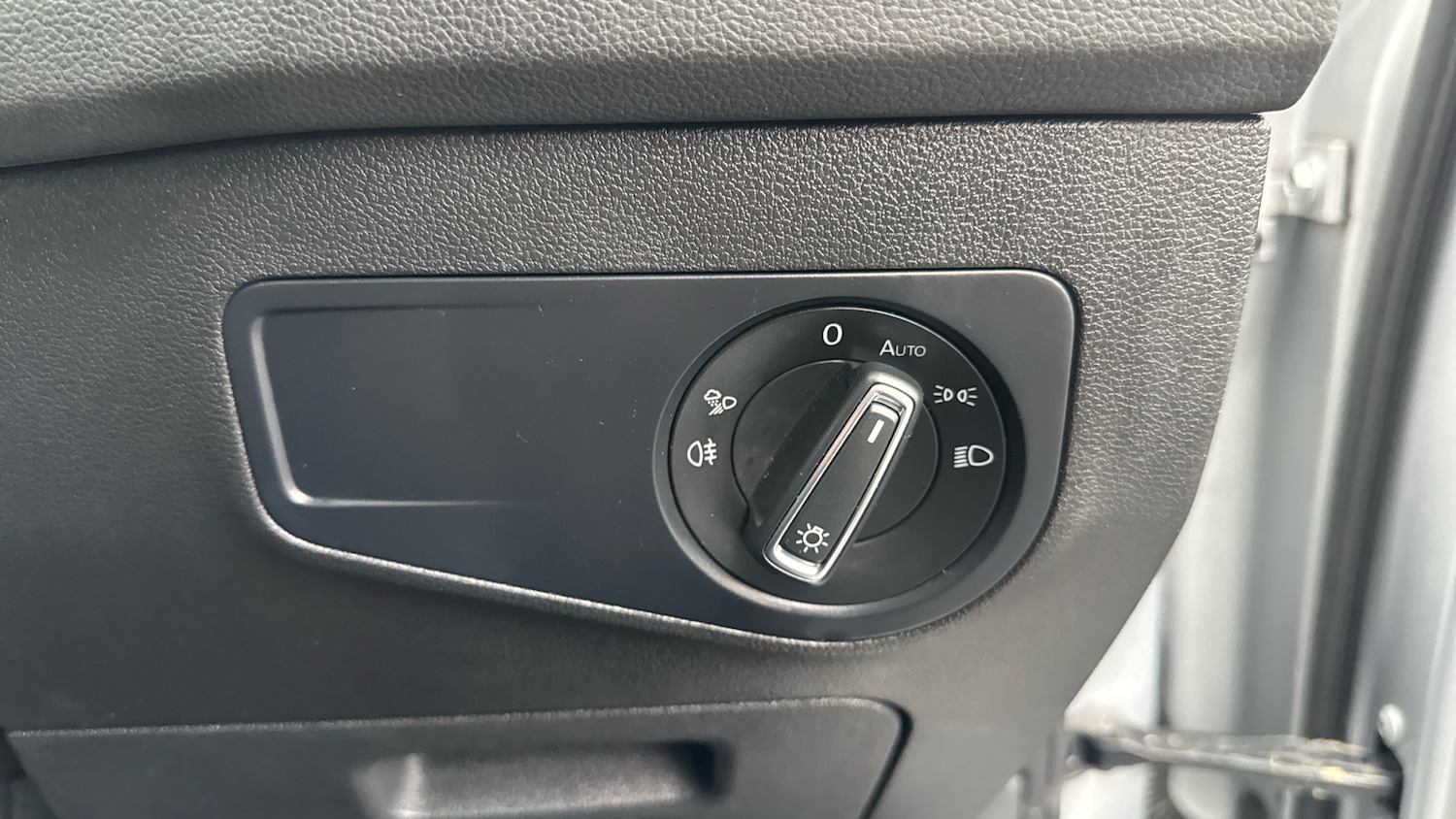 Used Volkswagen Tiguan 2021 for sale - 76894357: Photo 36