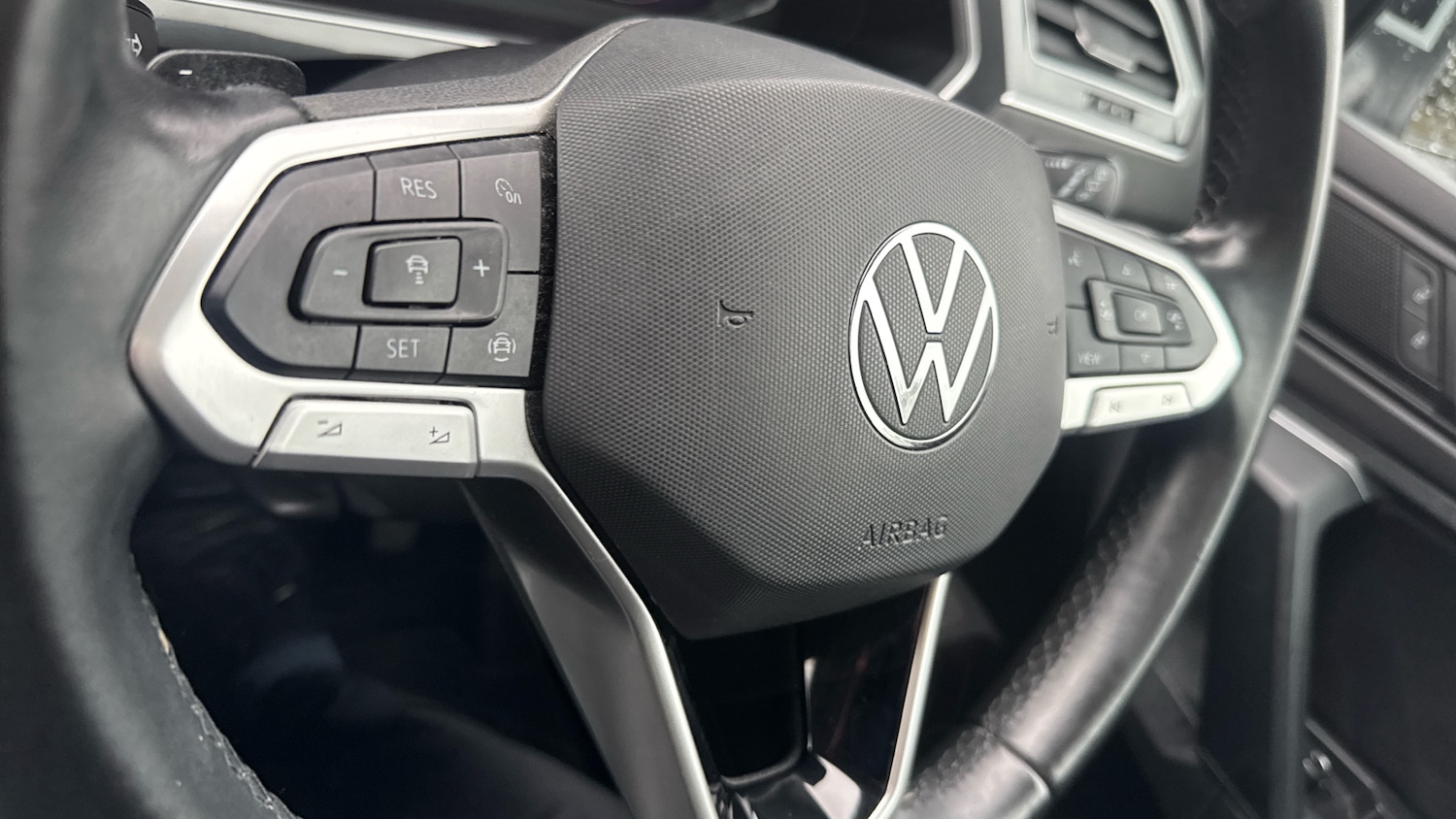 Used Volkswagen Tiguan 2021 for sale - 76894357: Photo 42