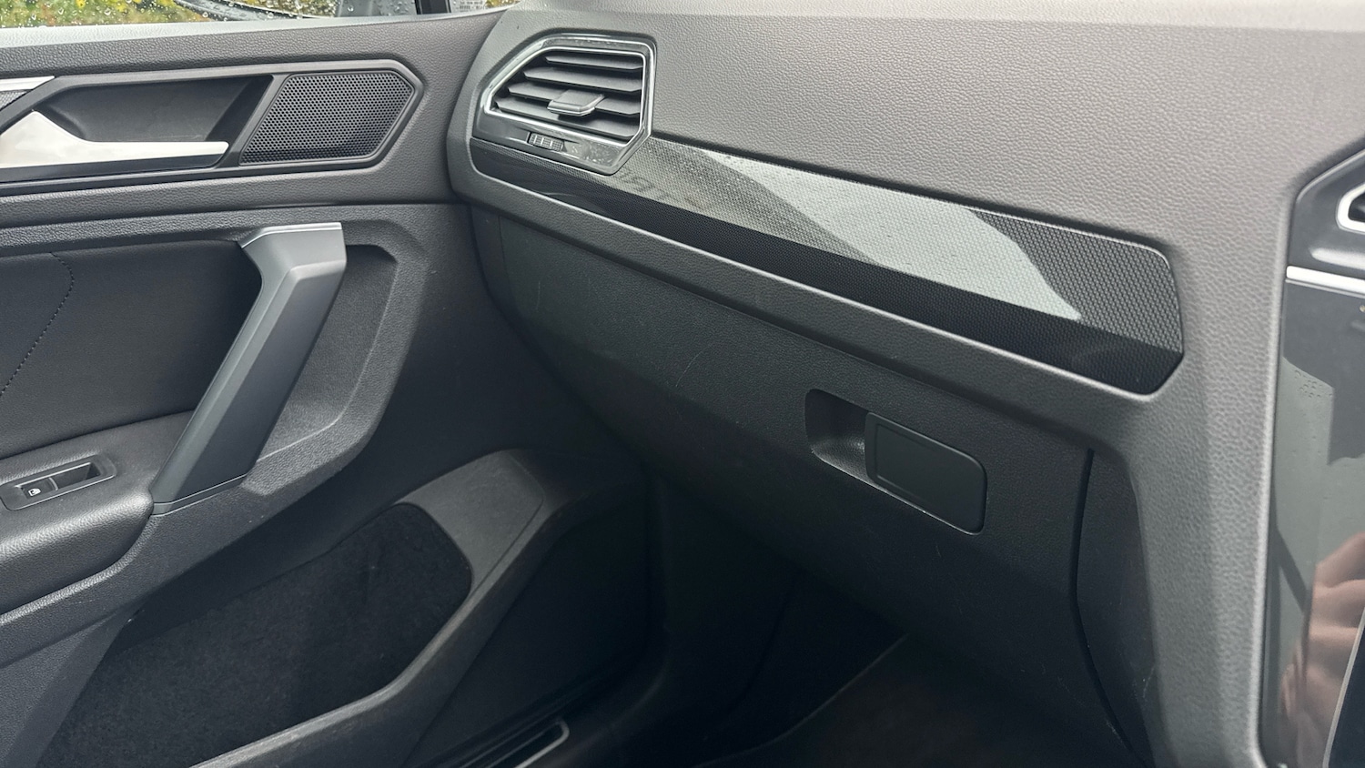 Used Volkswagen Tiguan 2021 for sale - 76894357: Photo 49