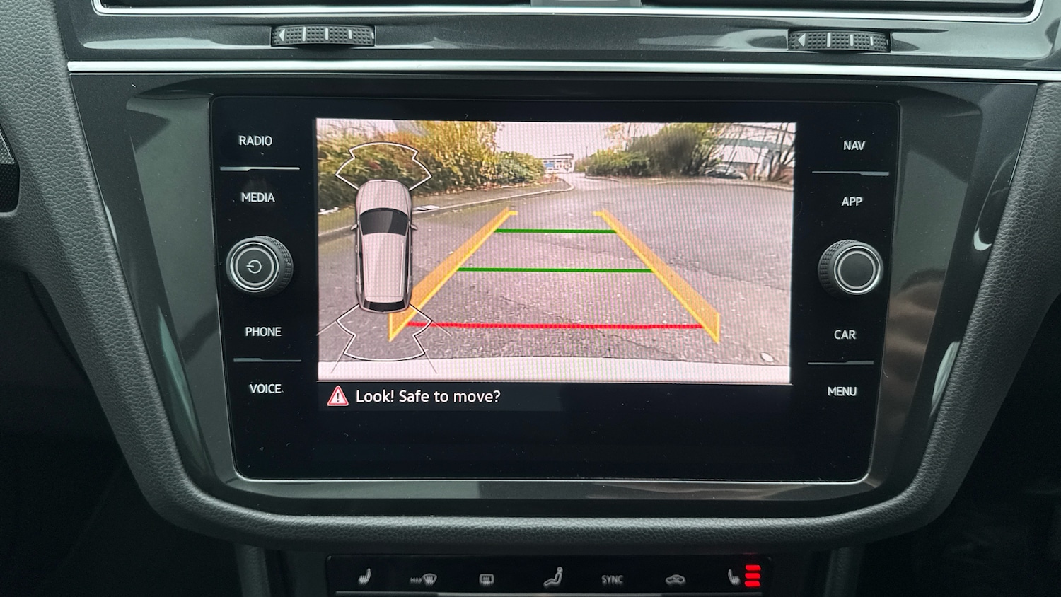 Used Volkswagen Tiguan 2021 for sale - 76894357: Photo 50