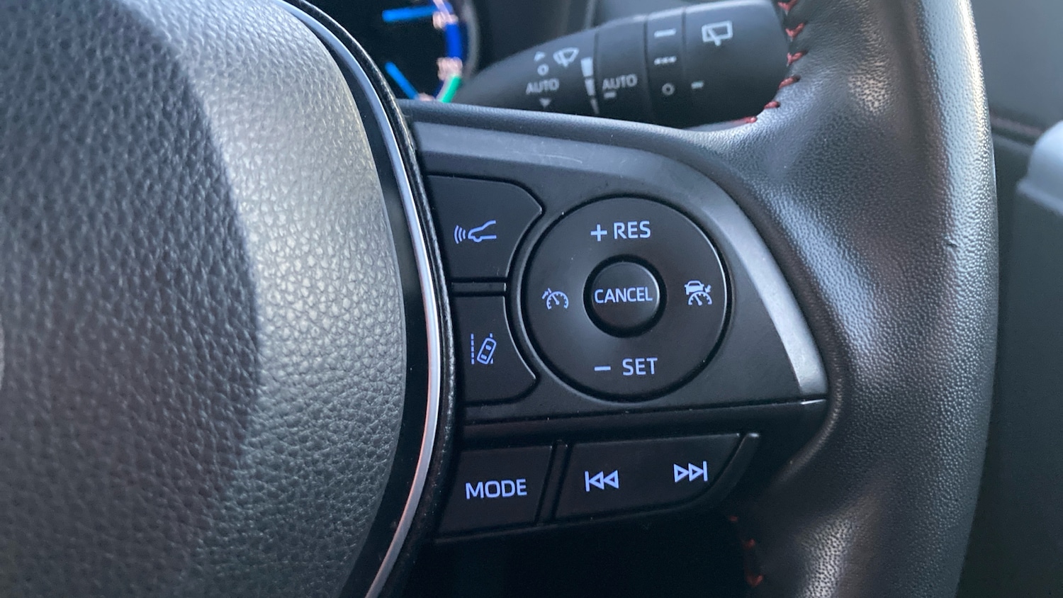 Used Toyota RAV4 2022 for sale - 77650183: Photo 31