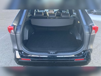 Used Toyota RAV4 2022 for sale - 77650183: Photo