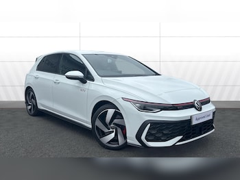 Used Volkswagen Golf 2025 for sale - 77901468: Photo