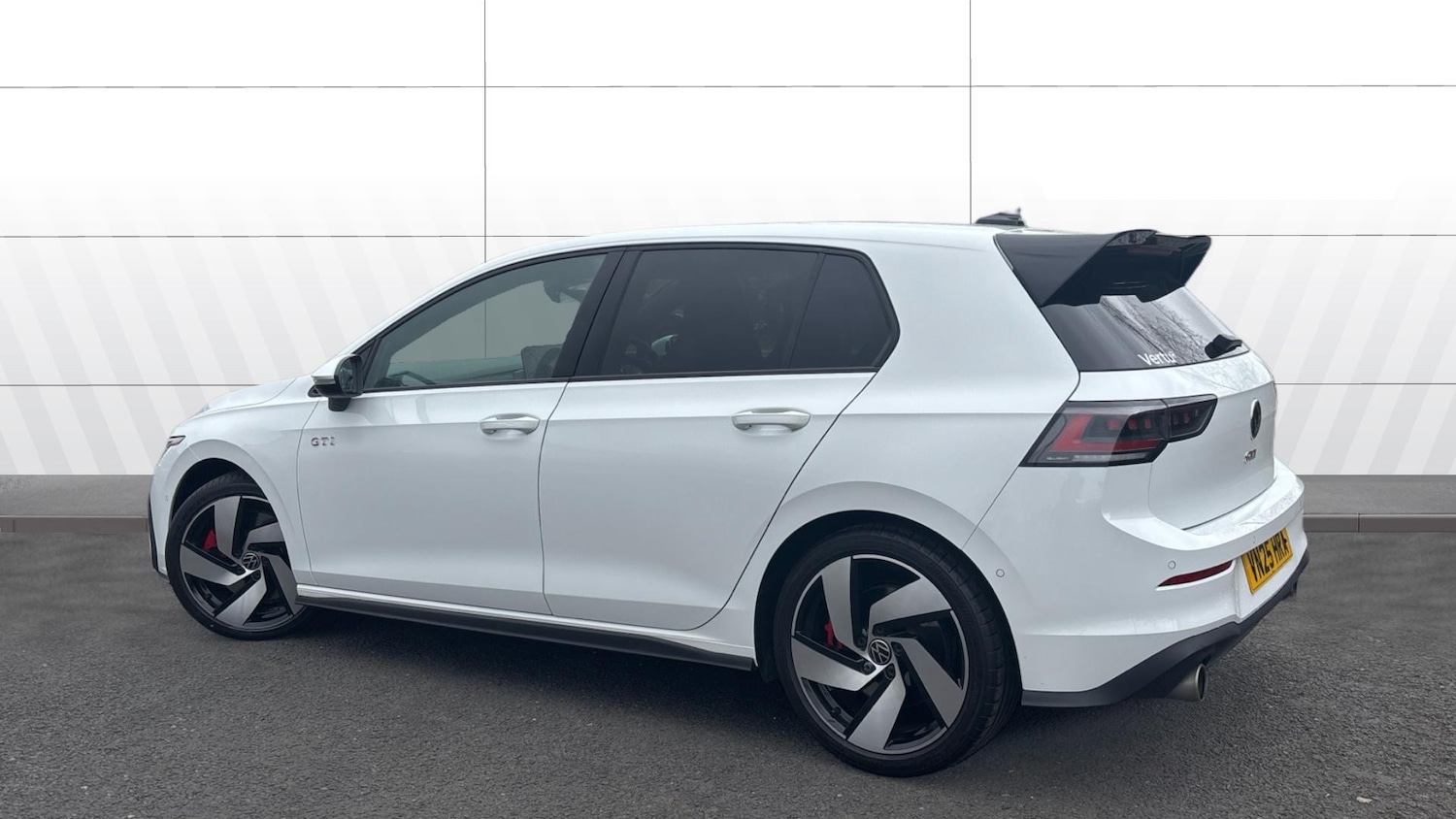 Used Volkswagen Golf 2025 for sale - 77901468: Photo 2