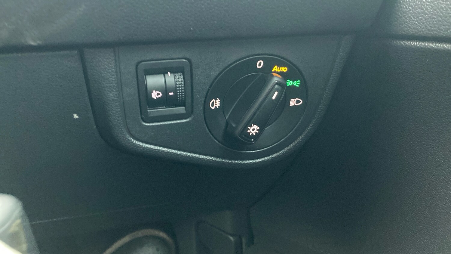 Used Volkswagen Polo 2024 for sale - 77125621: Photo 32