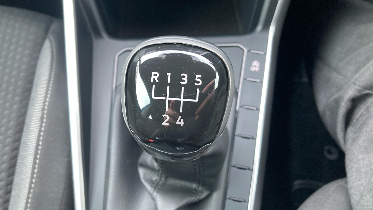 Used Volkswagen Polo 2024 for sale - 77125621: Photo 39