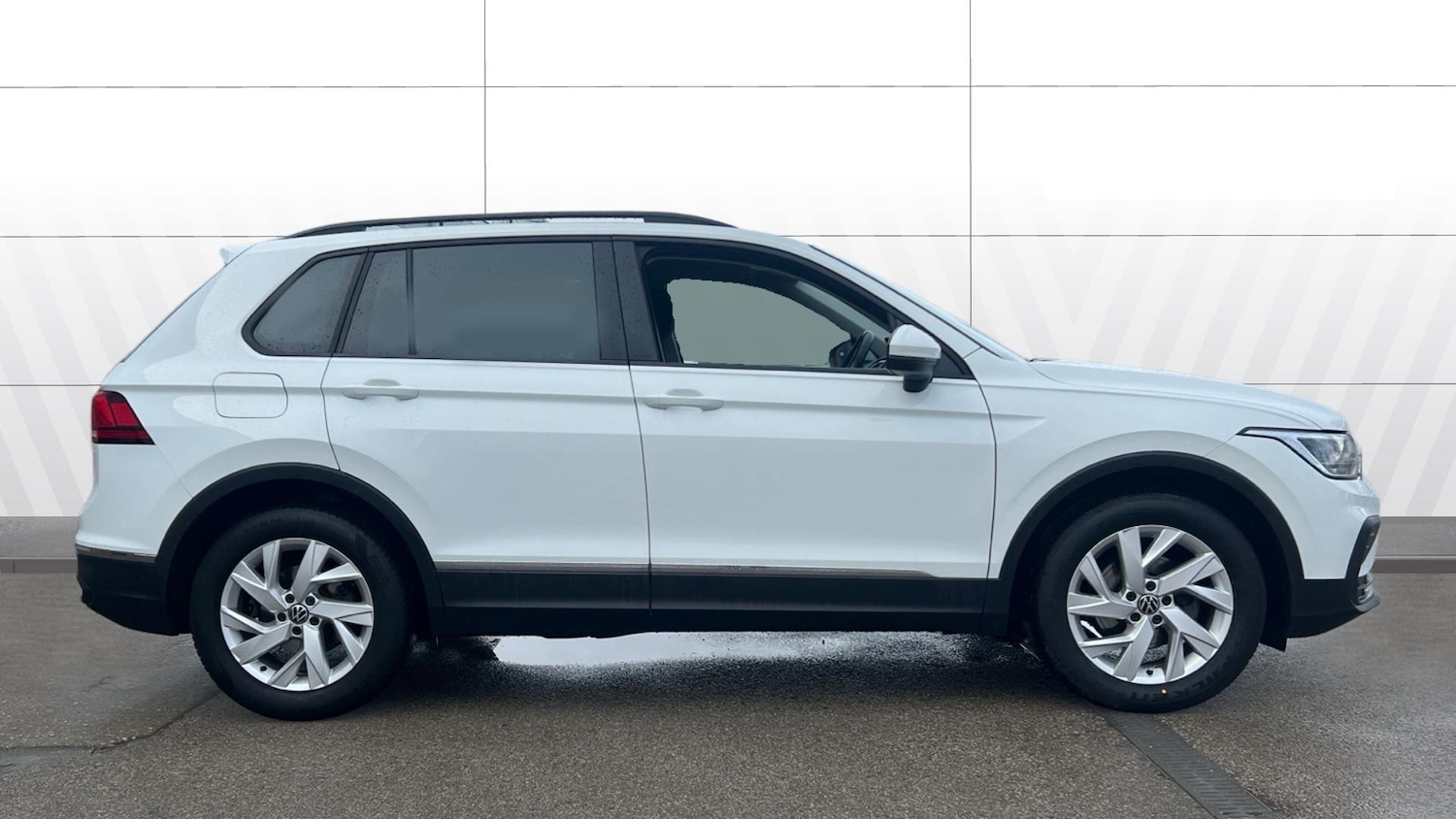 Used Volkswagen Tiguan 2022 for sale - 77528505: Photo 5