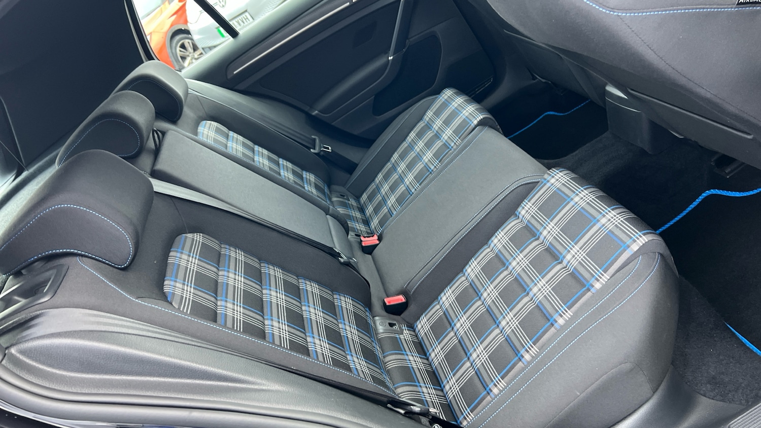 Used Volkswagen Golf 2020 for sale - 77116381: Photo 33