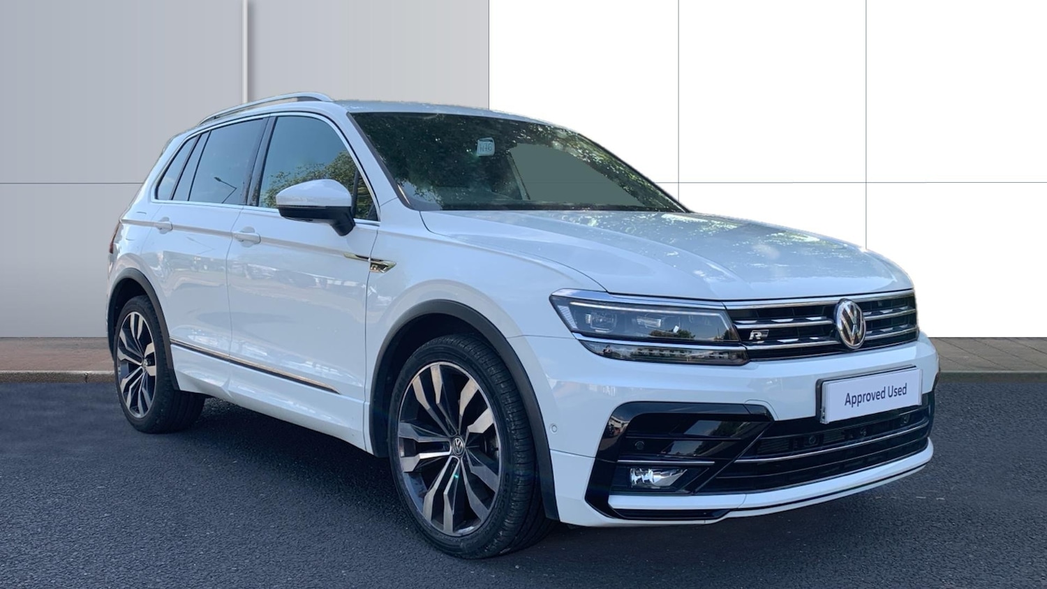 Used Volkswagen Tiguan 2020 for sale - 77138505: Photo 1