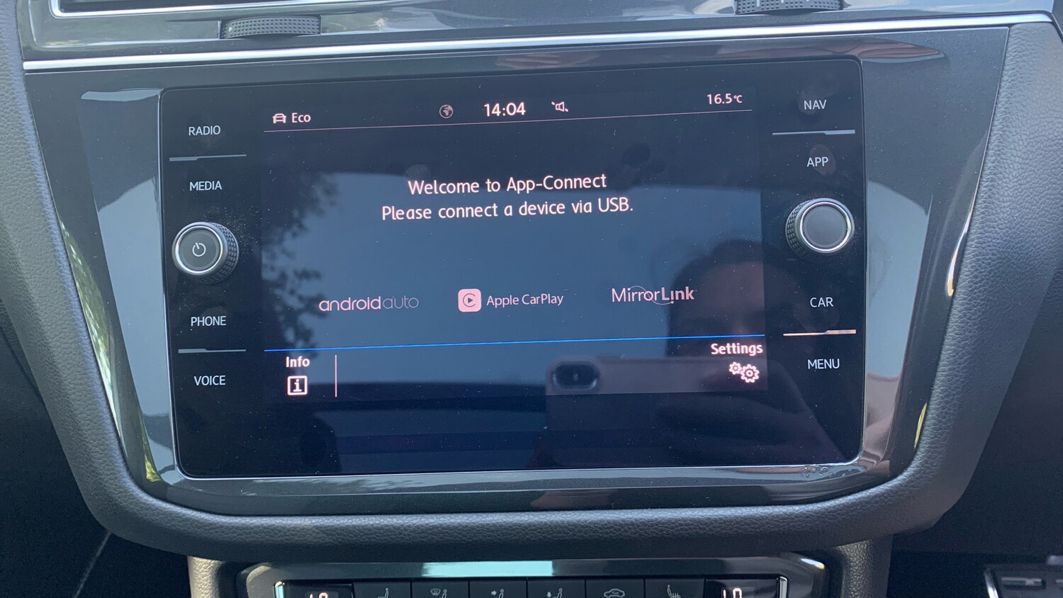 Used Volkswagen Tiguan 2020 for sale - 77138505: Photo 33