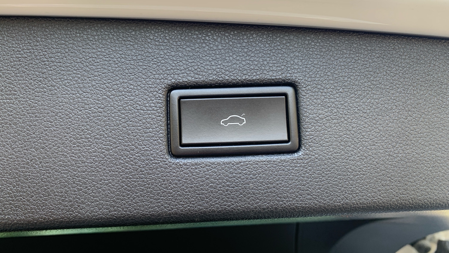 Used Volkswagen Tiguan 2020 for sale - 77138505: Photo 48