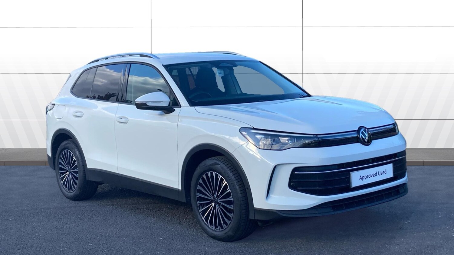 Used Volkswagen Tiguan 2024 for sale - 75985034: Photo 1