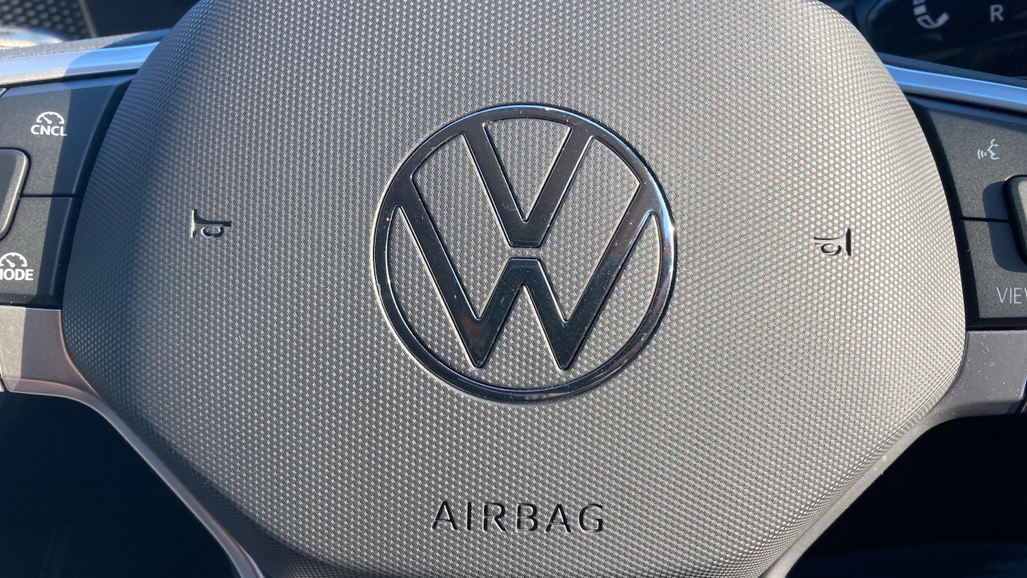 Used Volkswagen Tiguan 2024 for sale - 75985034: Photo 61