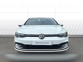 Used Volkswagen Golf 2023 for sale - 78502335: Photo