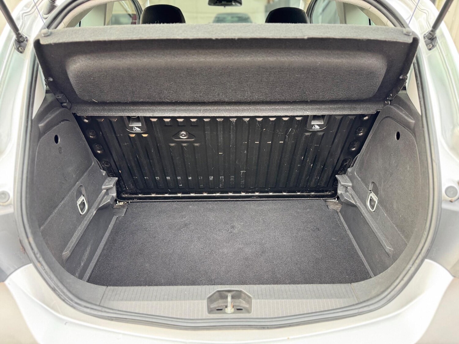 Used Vauxhall Corsa 2015 for sale - 77156177: Photo 17