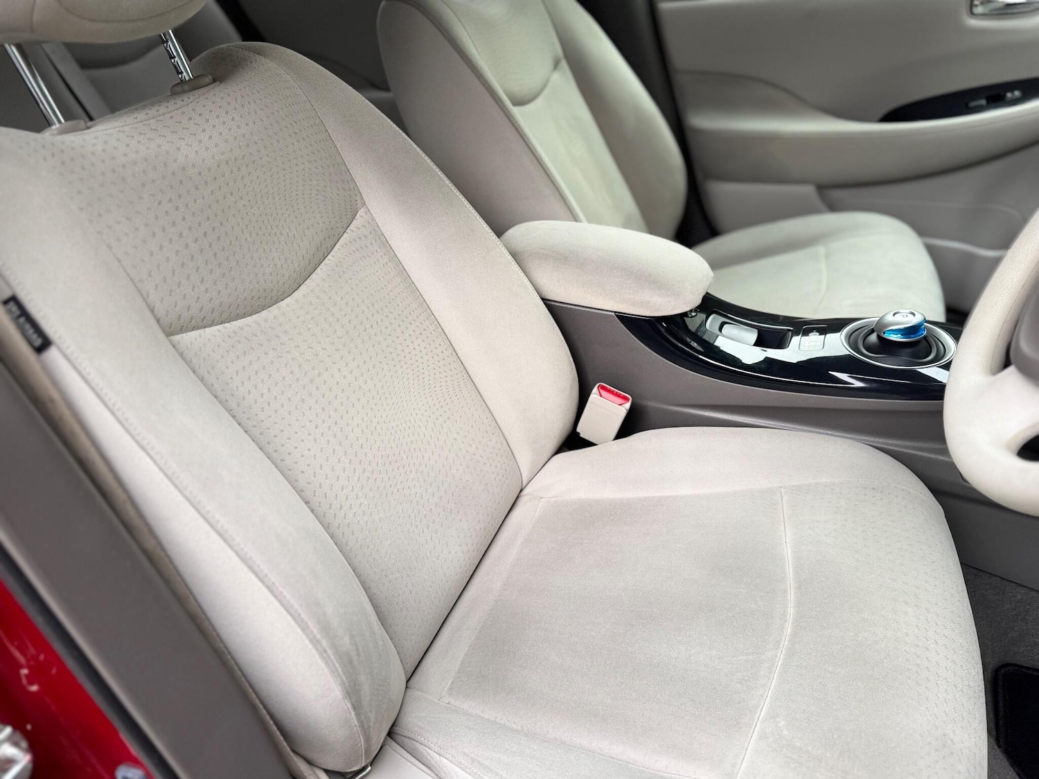 Used Nissan Leaf 2012 for sale - 76513200: Photo 15