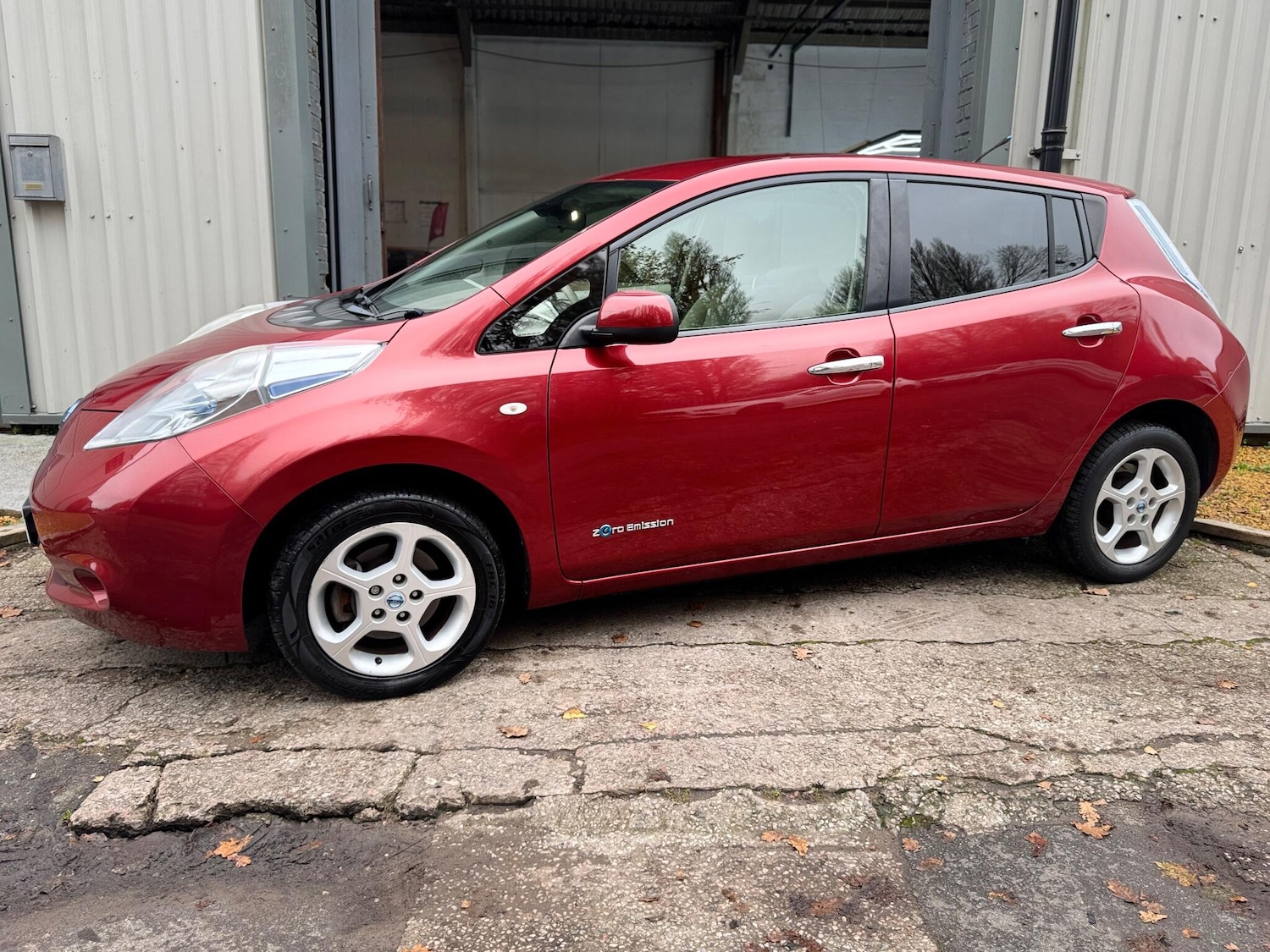 Used Nissan Leaf 2012 for sale - 76513200: Photo 6