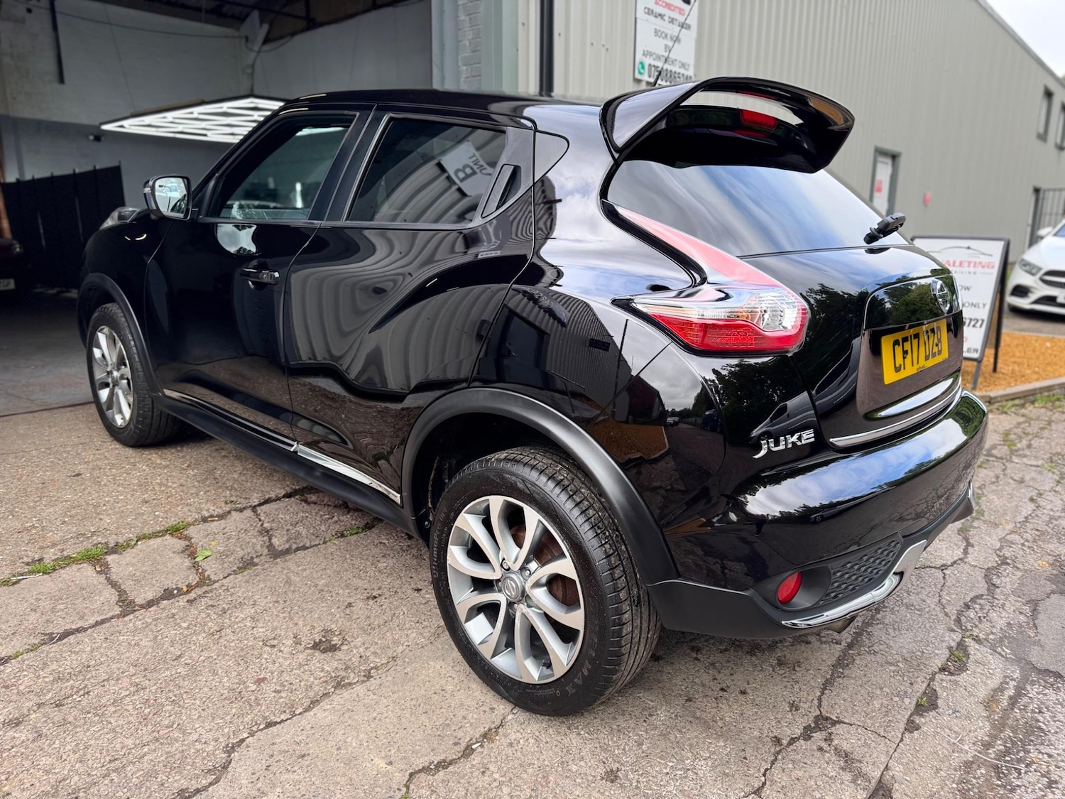 Used Nissan Juke 2017 for sale - 76772109: Photo 10