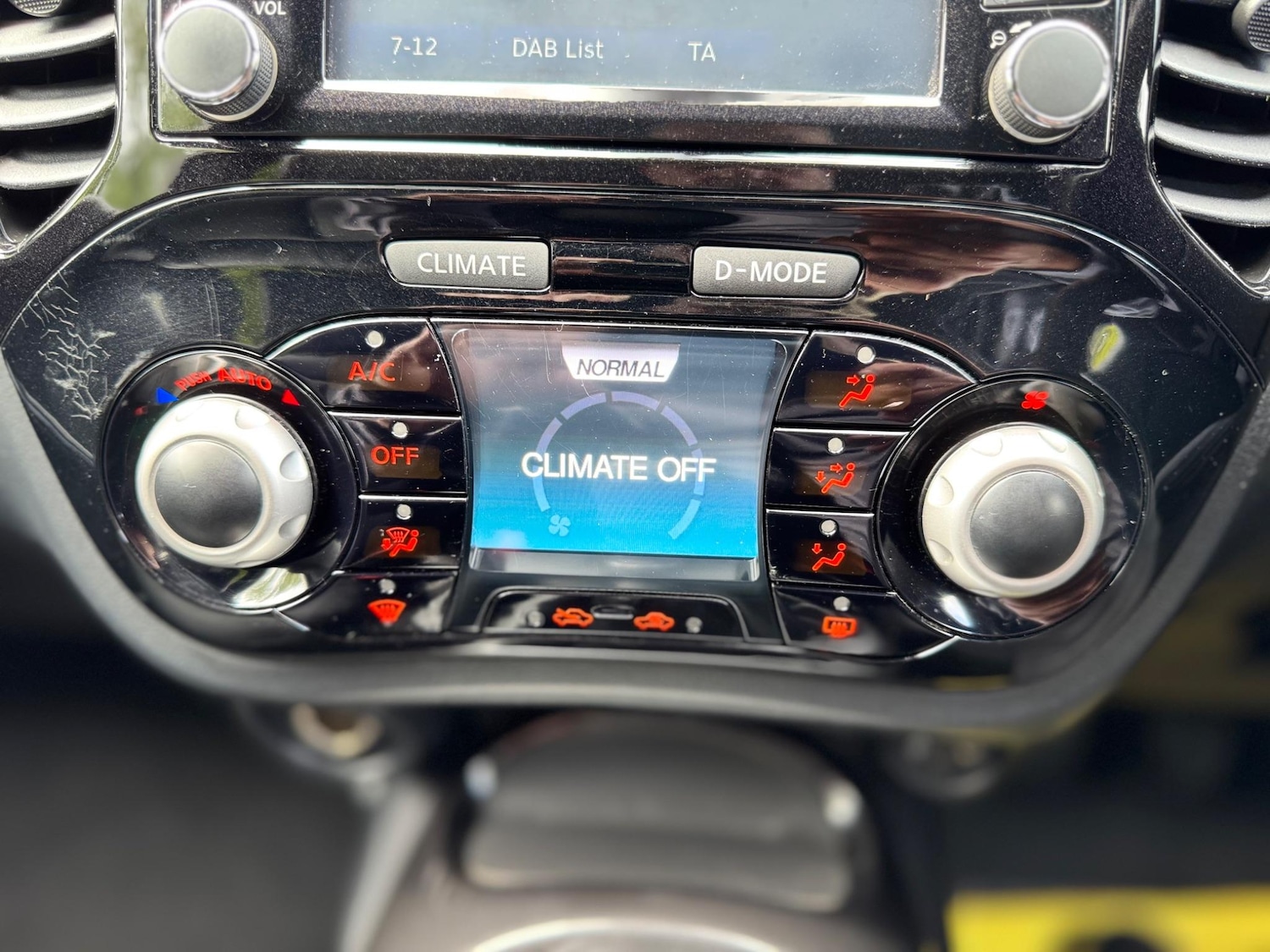 Used Nissan Juke 2017 for sale - 76772109: Photo 28