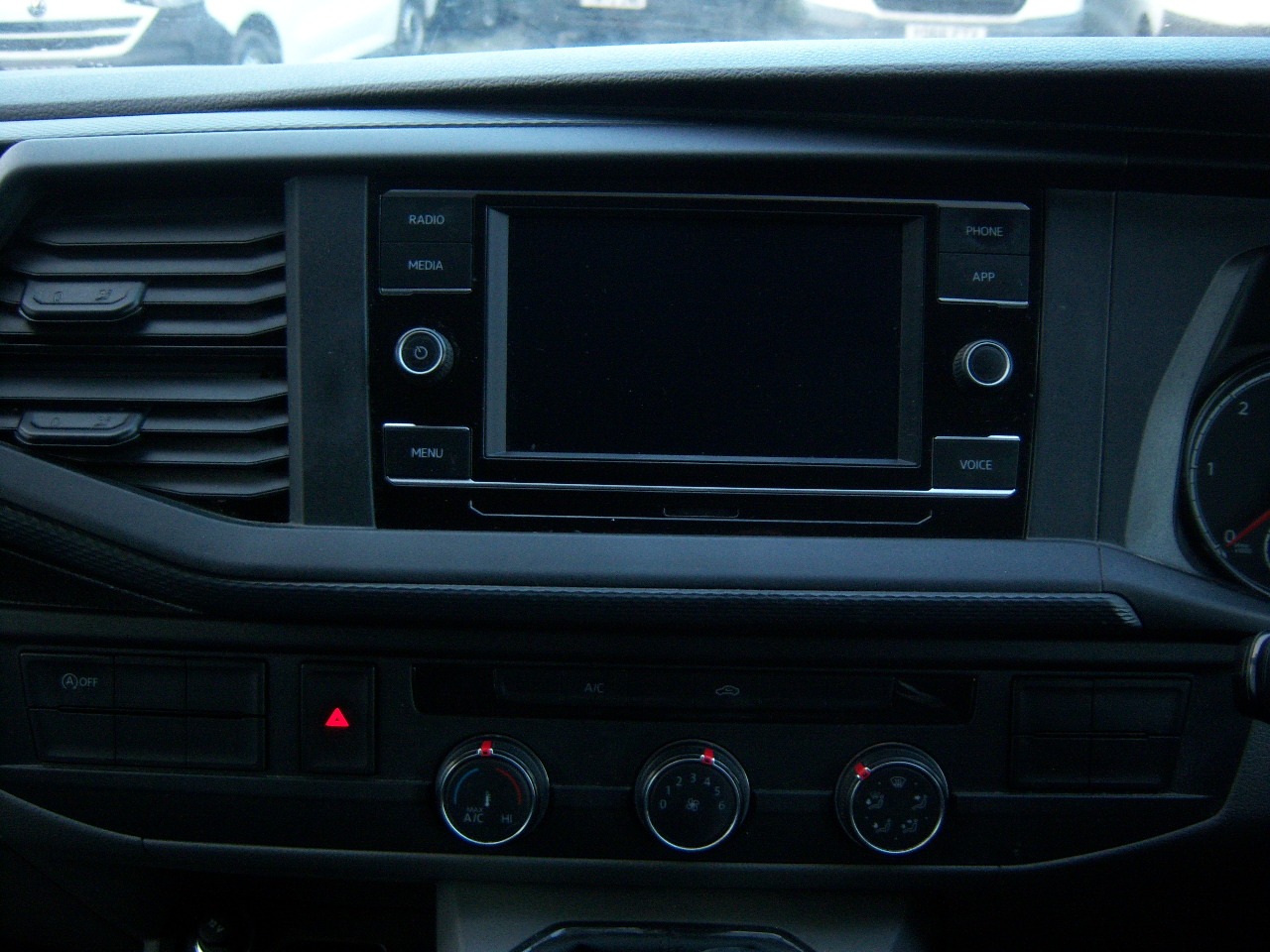 Used Volkswagen Transporter 2023 for sale - 76709807: Photo 12