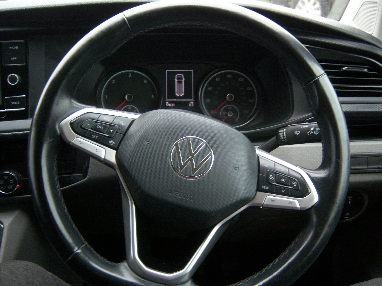 Used Volkswagen Transporter 2023 for sale - 77196500: Photo 12