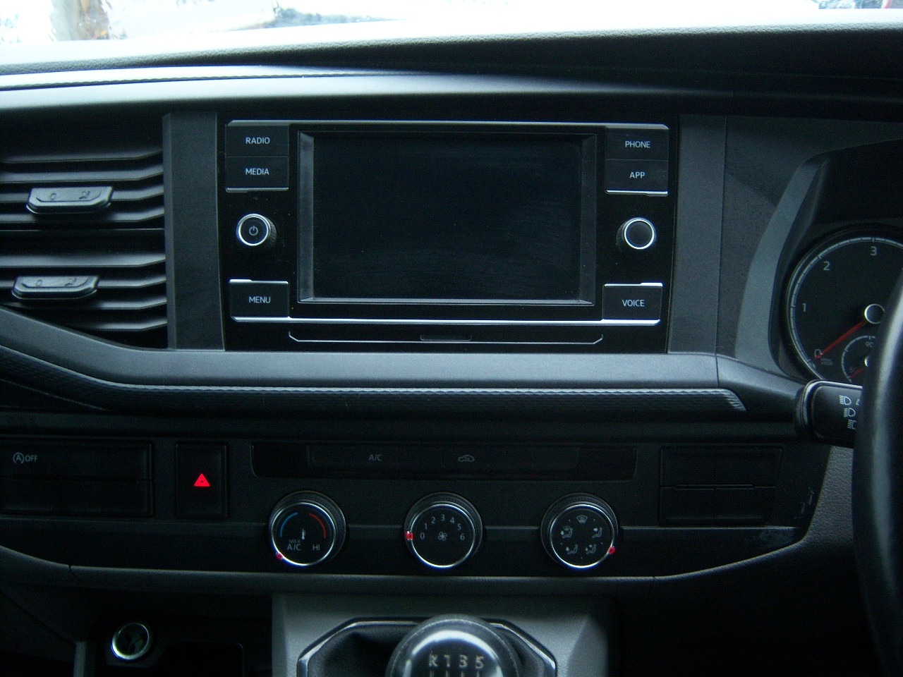 Used Volkswagen Transporter 2023 for sale - 77196500: Photo 14