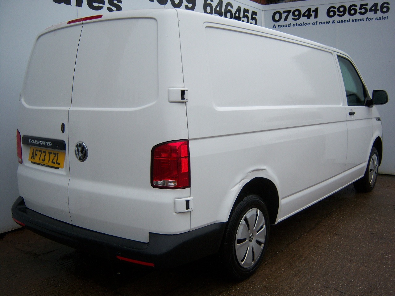 Used Volkswagen Transporter 2023 for sale - 77196500: Photo 3