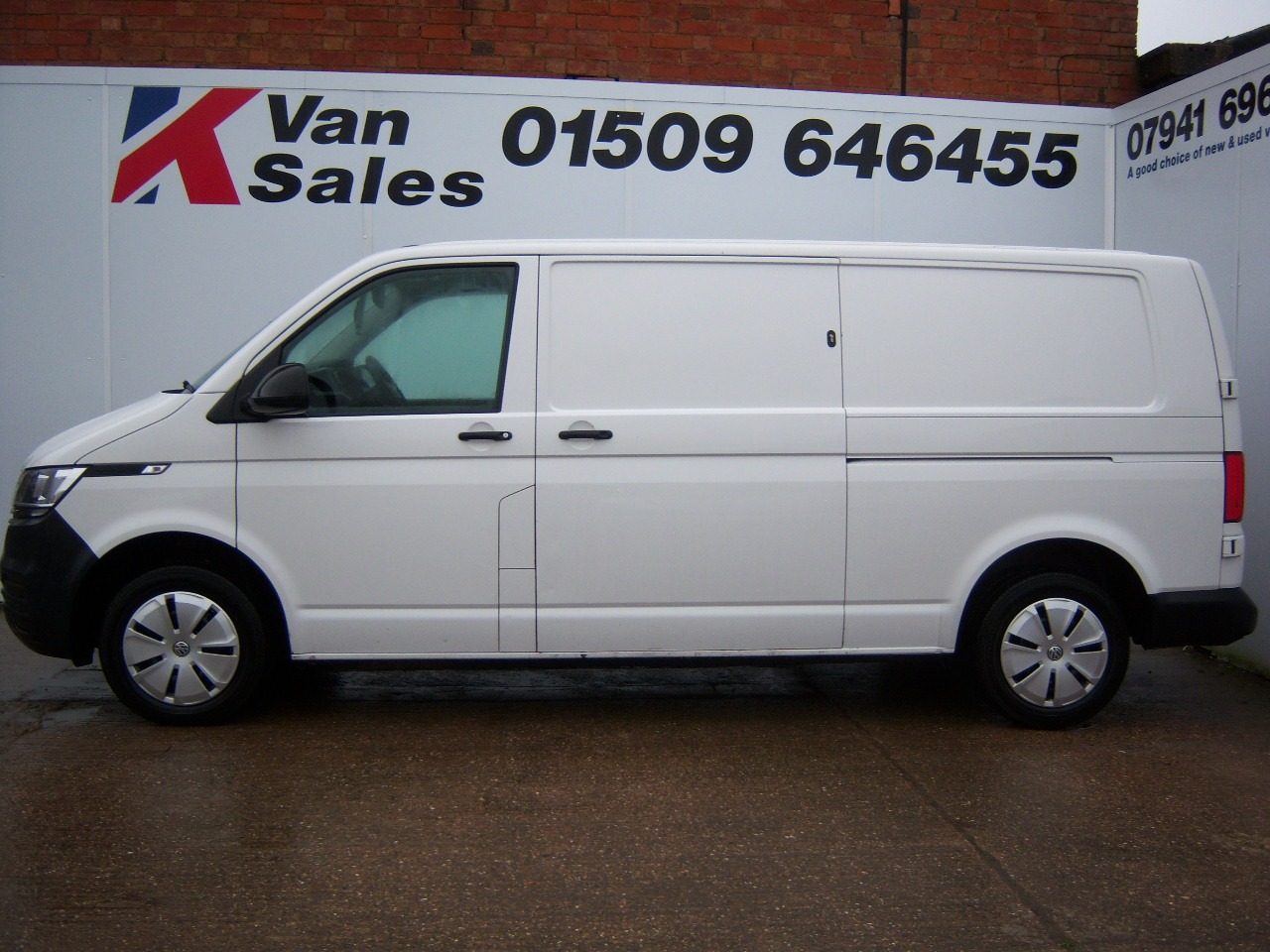 Used Volkswagen Transporter 2023 for sale - 77196500: Photo 7