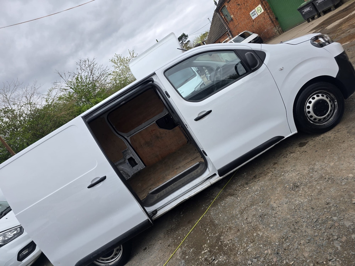 Used Citroen Dispatch 2023 for sale - 78106402: Photo 3