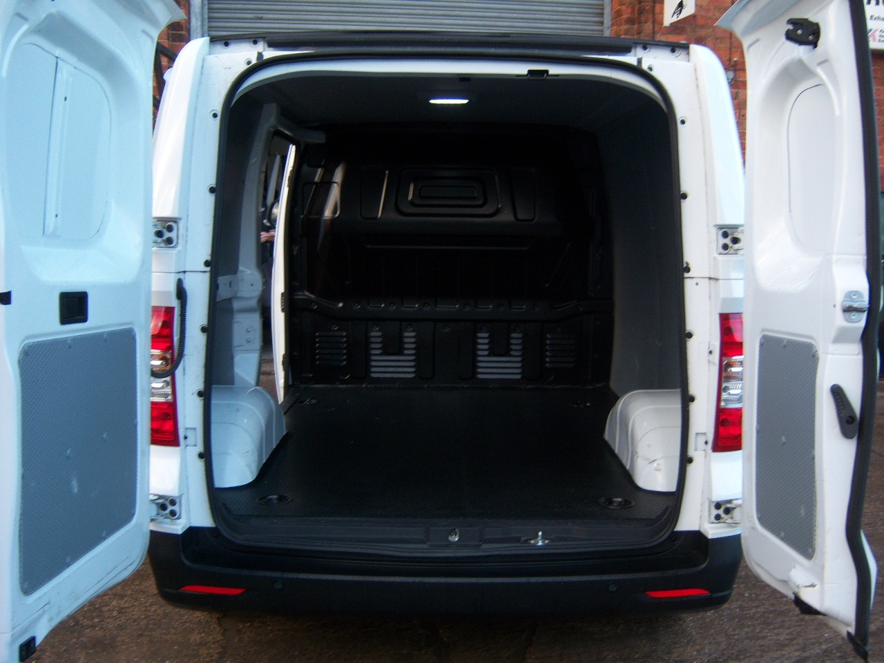 Used Maxus eDeliver 3 2022 for sale - 76894527: Photo 5