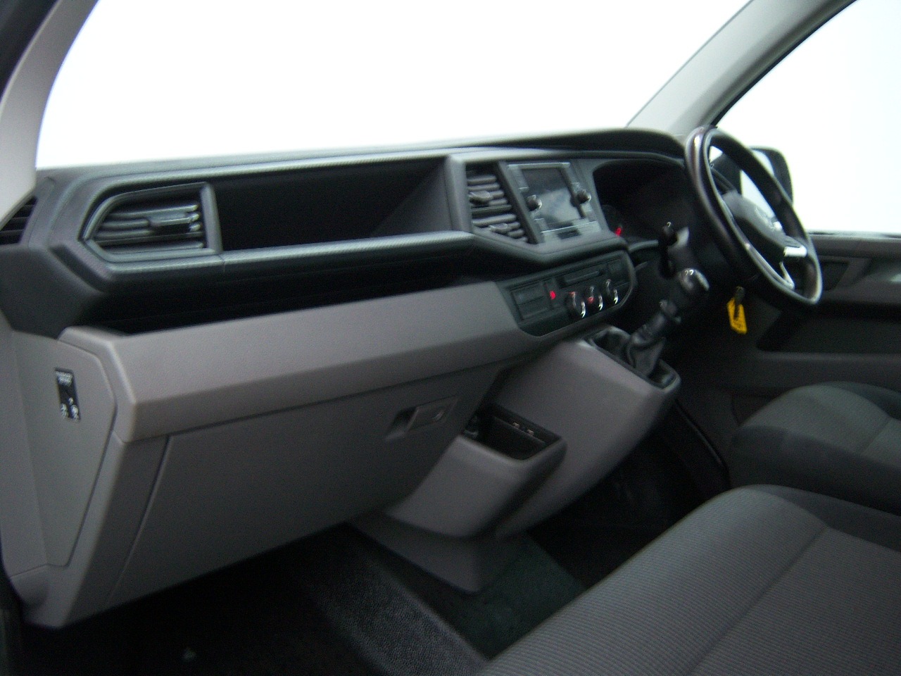 Used Volkswagen Transporter 2023 for sale - 76891649: Photo 16