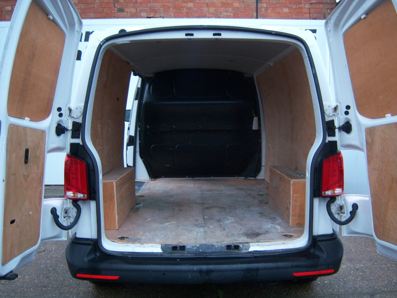 Used Volkswagen Transporter 2023 for sale - 76891649: Photo 6