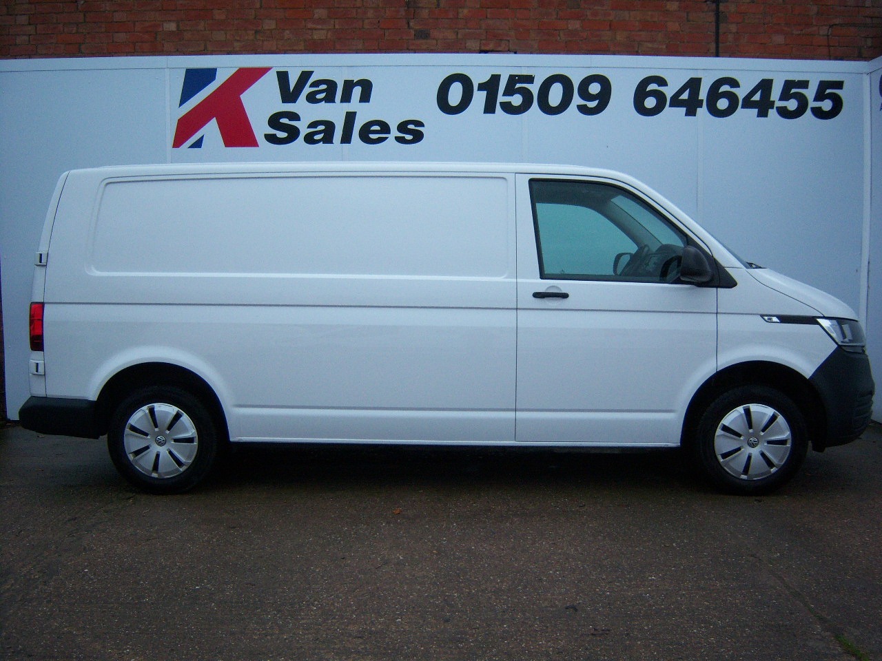Used Volkswagen Transporter 2023 for sale - 76891649: Photo 8