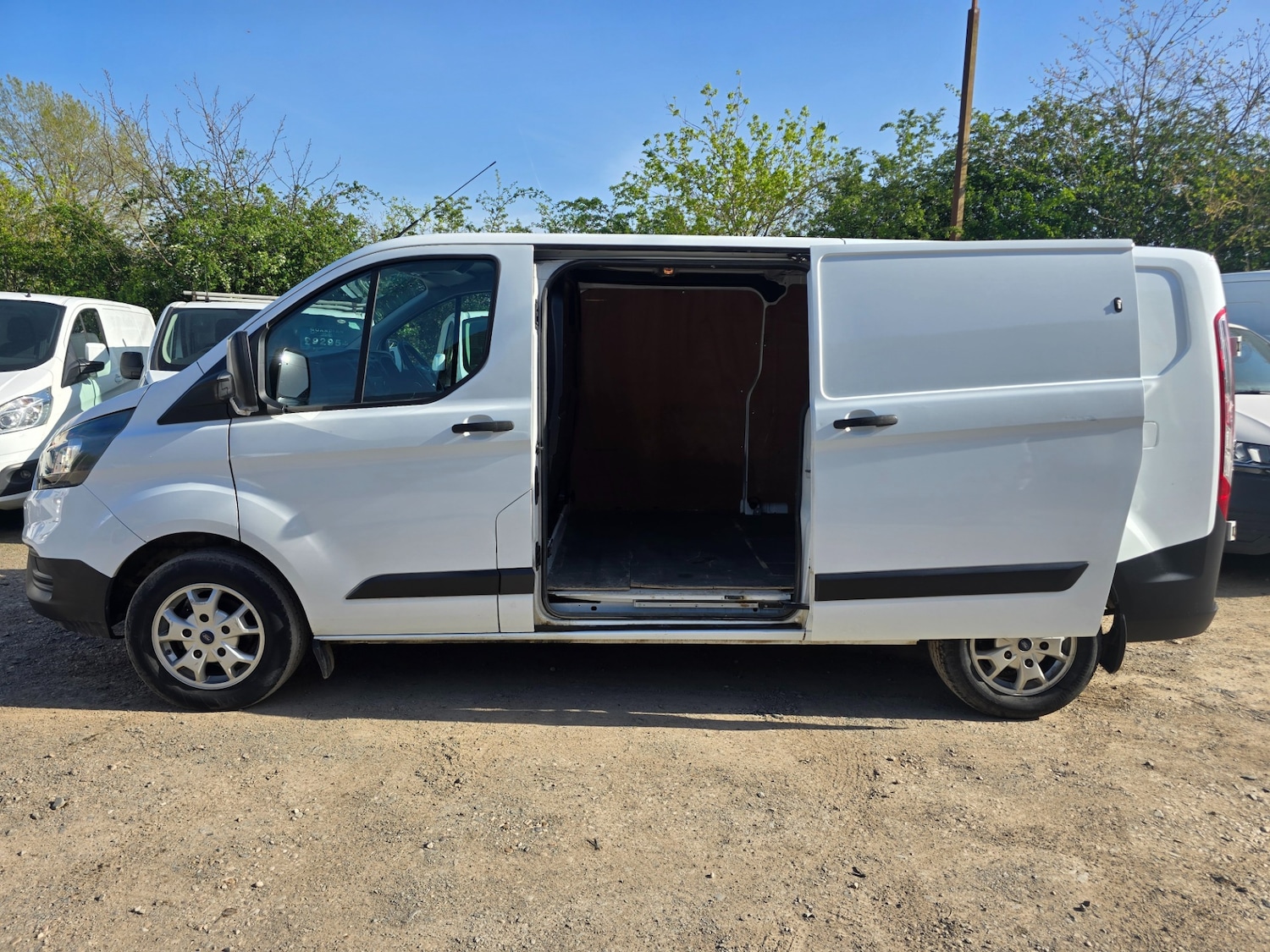 Used Ford Transit Custom 2018 for sale - 78175922: Photo 2