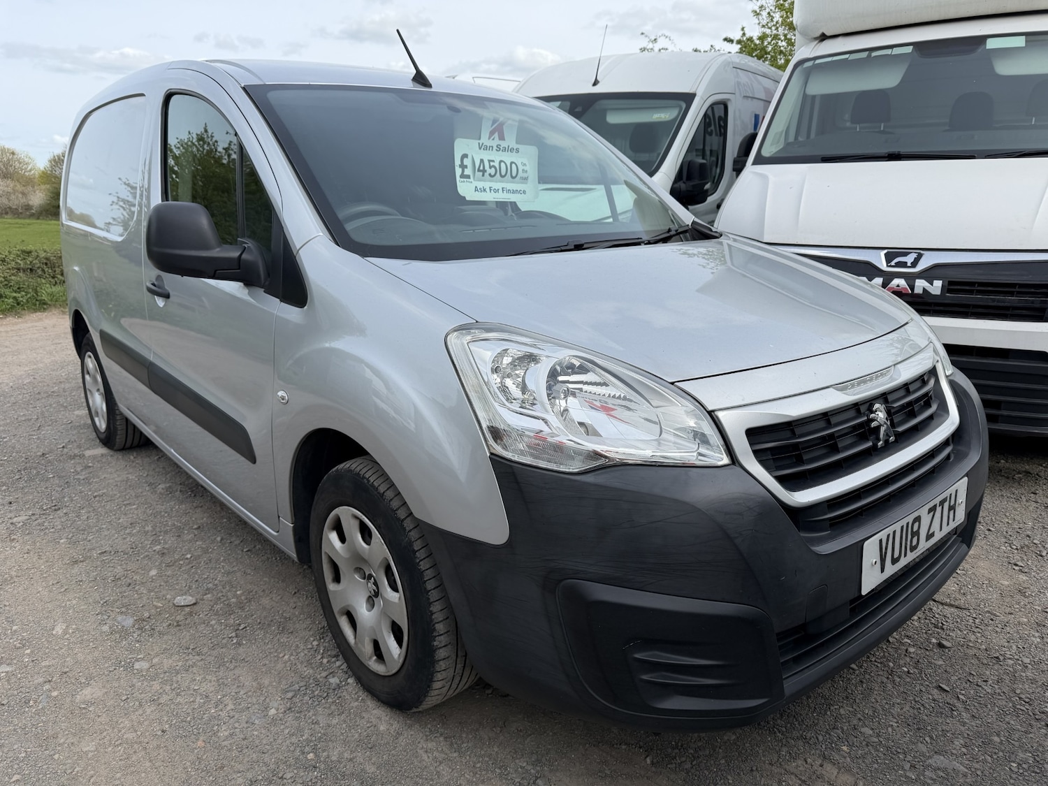 Used Peugeot Partner 2018 for sale - 78198061: Photo 1