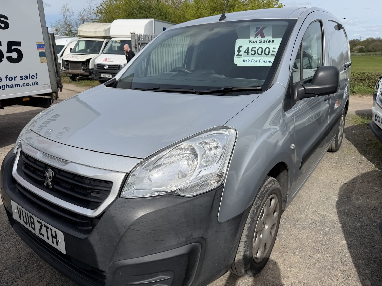 Used Peugeot Partner 2018 for sale - 78198061: Photo 2